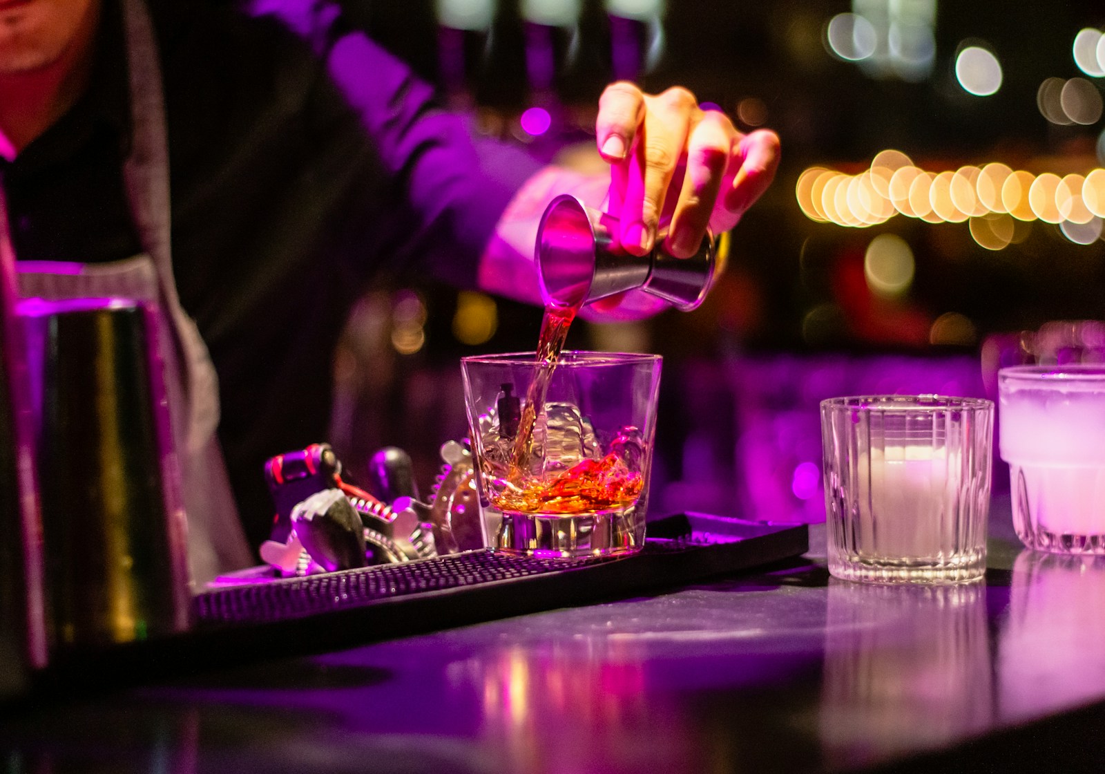 Berlin KitKat – przewodnik po legendarnym klubie KitKatClub